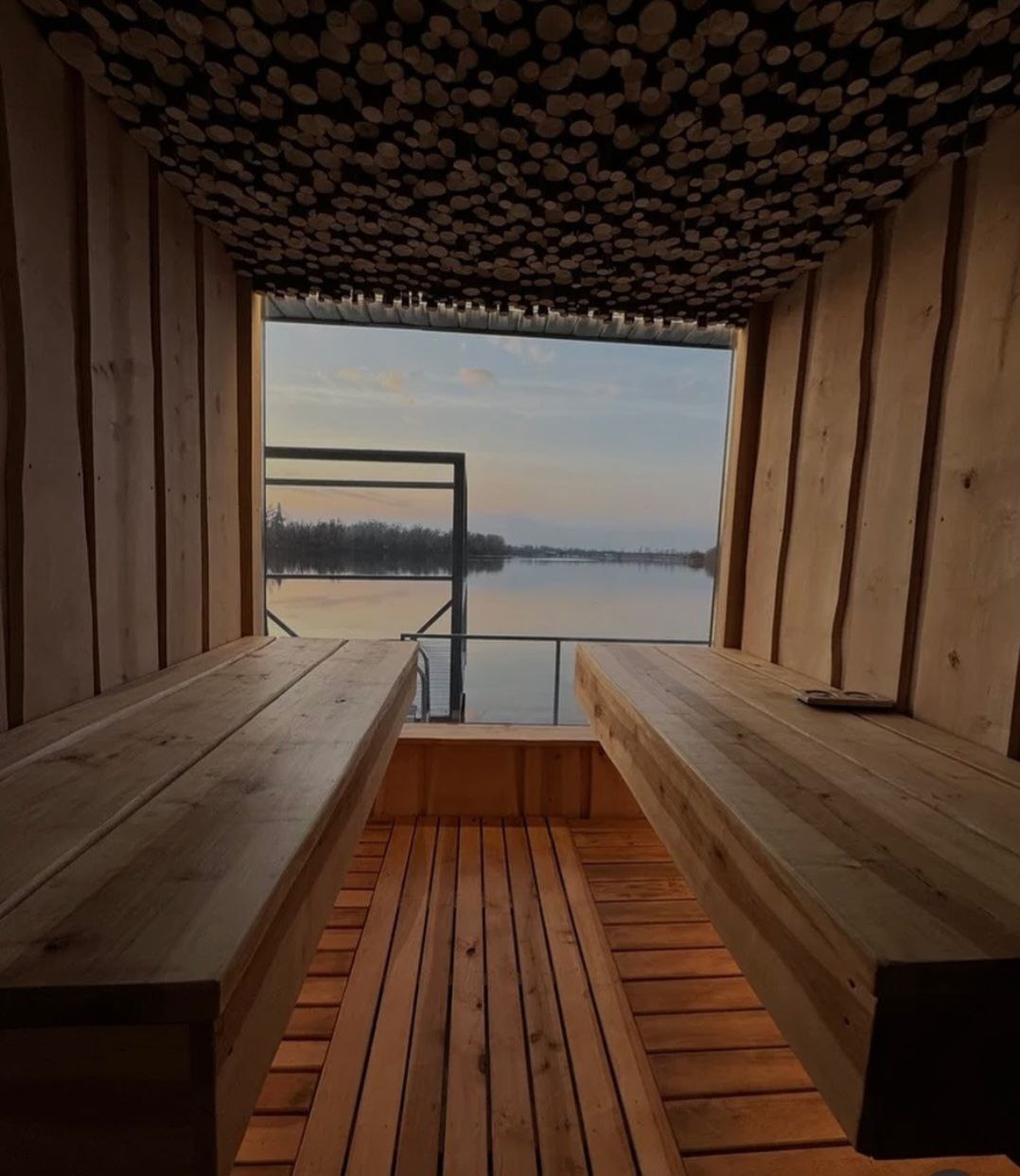 619 Будинок з лазнею на Дніпрі подобово #1